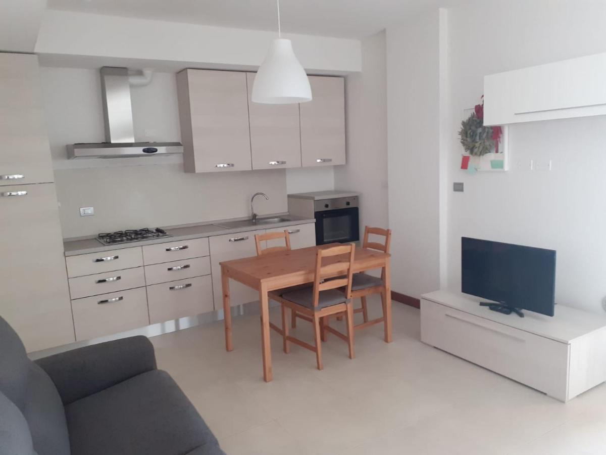 Barcellona Apartman Rimini Kültér fotó