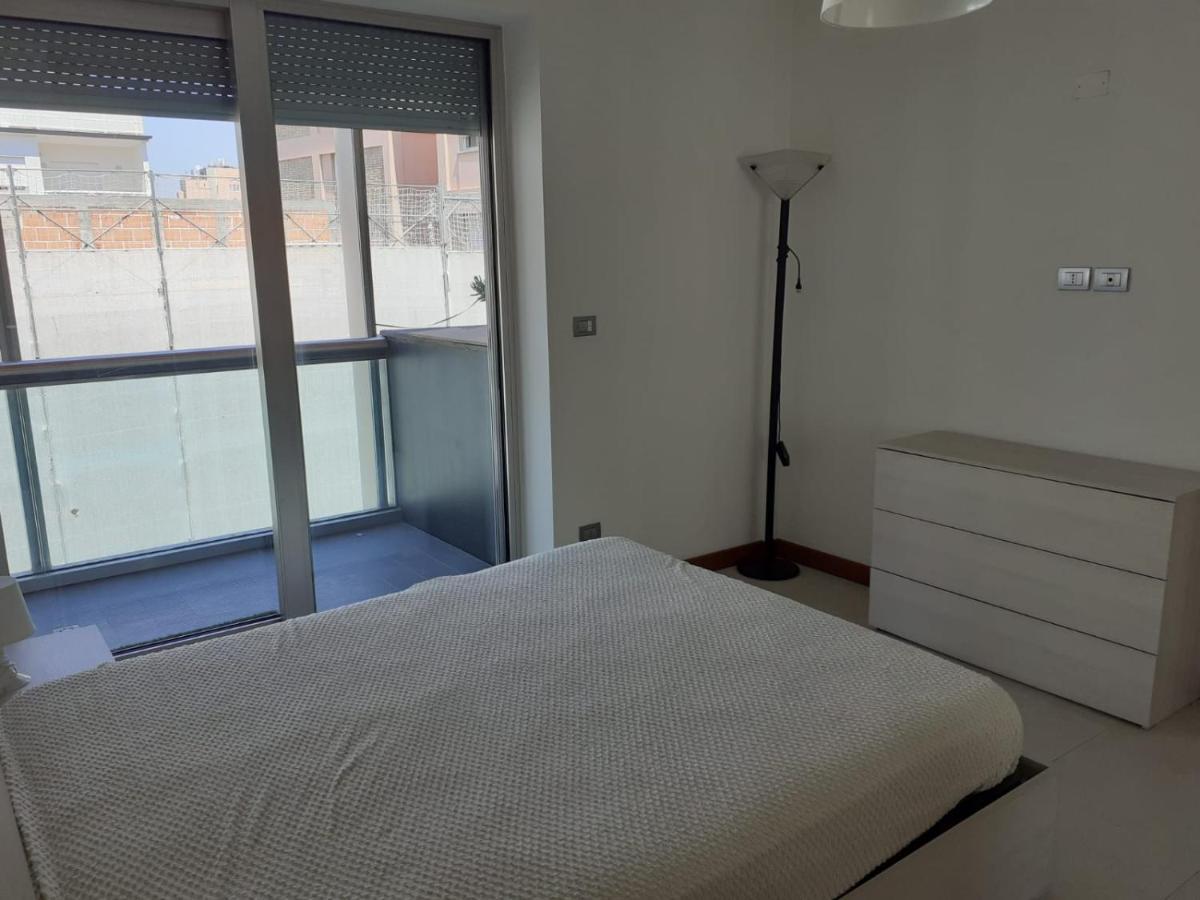 Barcellona Apartman Rimini Kültér fotó