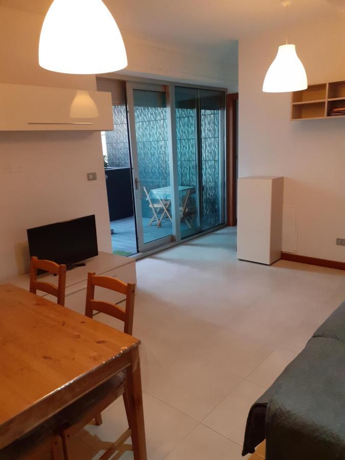 Barcellona Apartman Rimini Kültér fotó